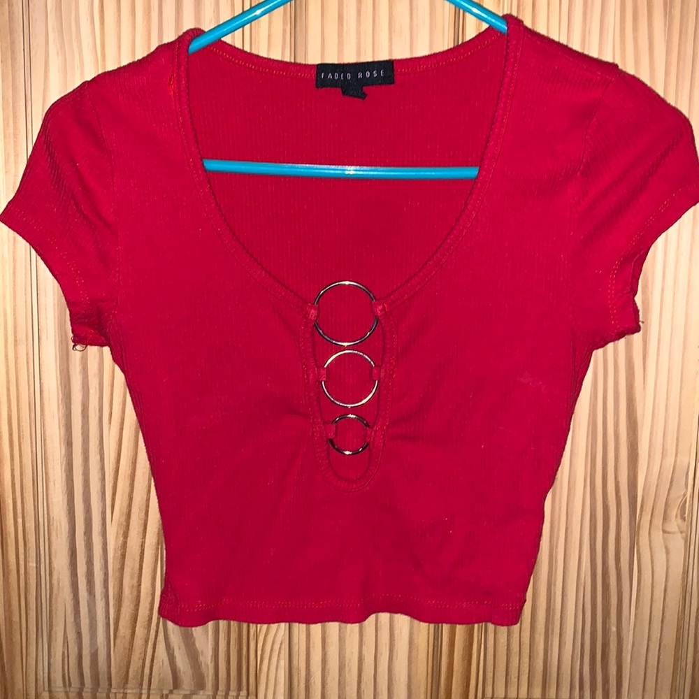 Crop top rings down middle